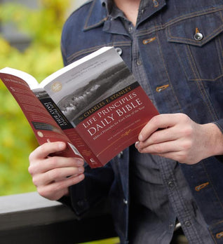 The Charles F. Stanley Life Principles Daily Bible